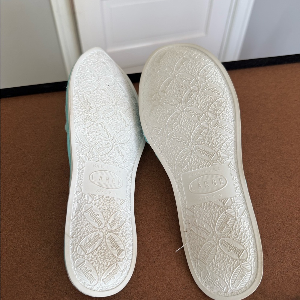 Vintage Dearfoams Turquoise Floral Embroidered Women's Slippers Size 8-9 - Picture 2 of 6